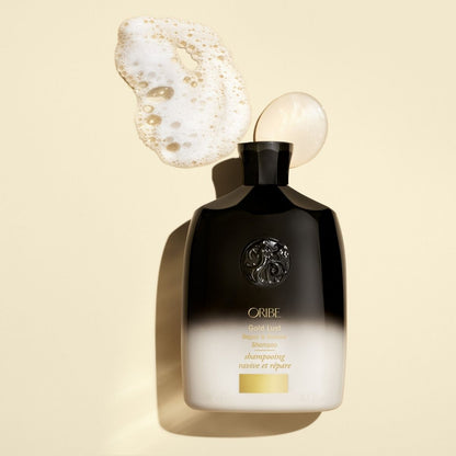 Oribe Gold Lust Shampoo – Close-Up Texture Showing Luxury Haircare for Shiny, Smooth Hair